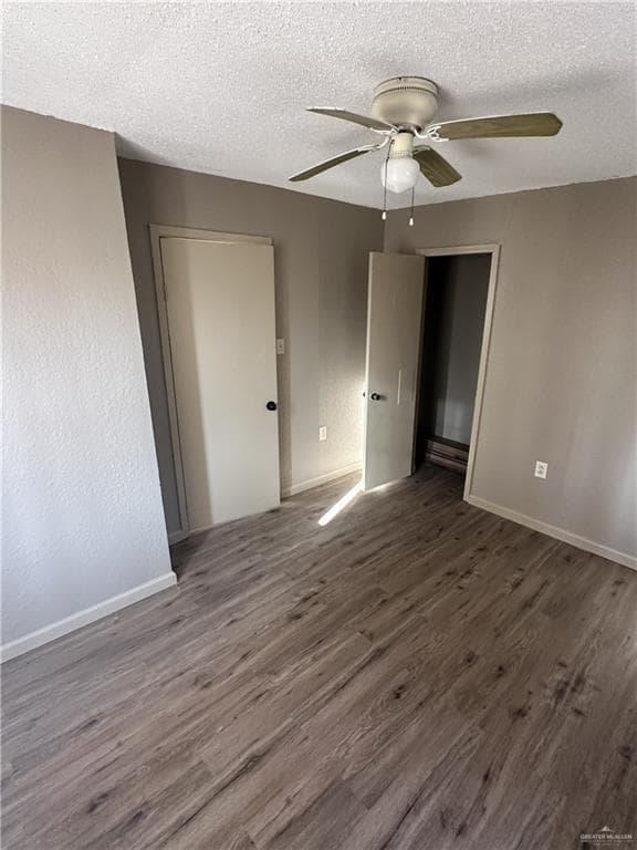 Building Photo - 9 N Cantu St