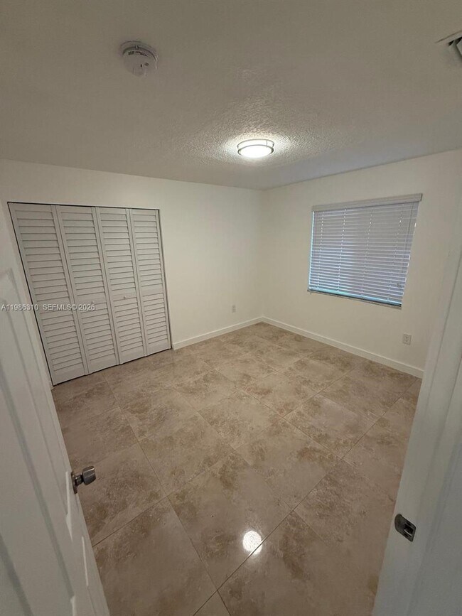 Building Photo - 1781 NW 16th St