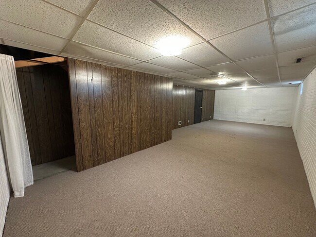 Building Photo - Allendale Duplex