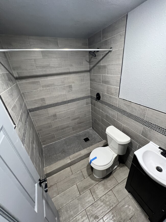 Building Photo - 4709 15th Ave S