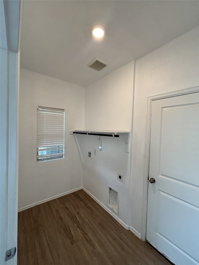 Building Photo - 1739 Sahara Dr