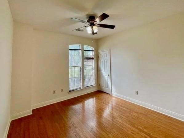 Building Photo - 1525 Elderberry Loop