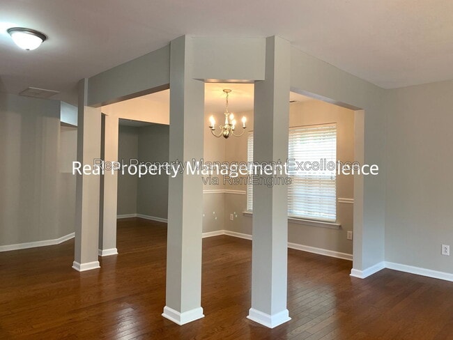 Building Photo - 3214 Geary Trl