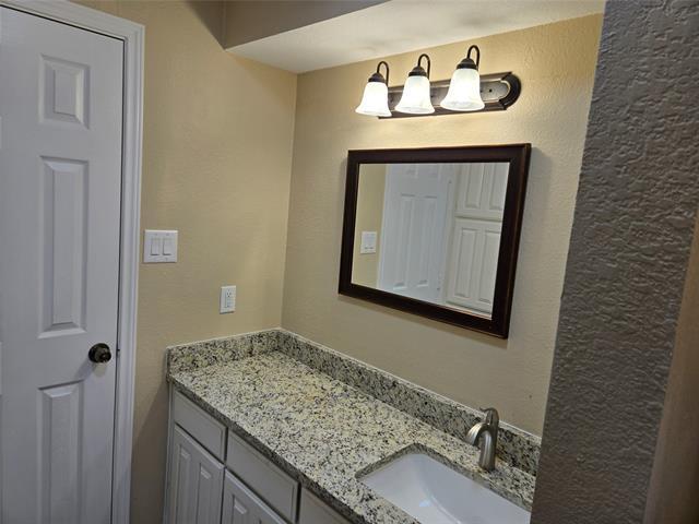 Building Photo - 6705 Spoonwood Ln