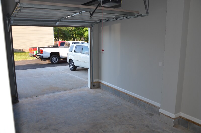 Building Photo - 1565 14th Ave NE