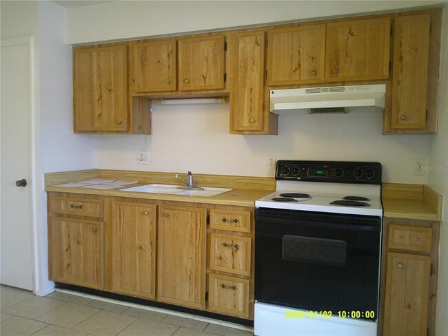 Building Photo - 71 Lake Villa Way