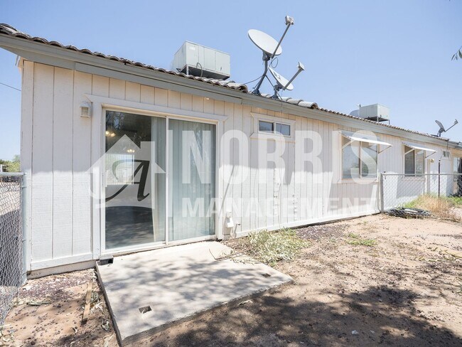 Building Photo - 26405 W Sherbundy Dr