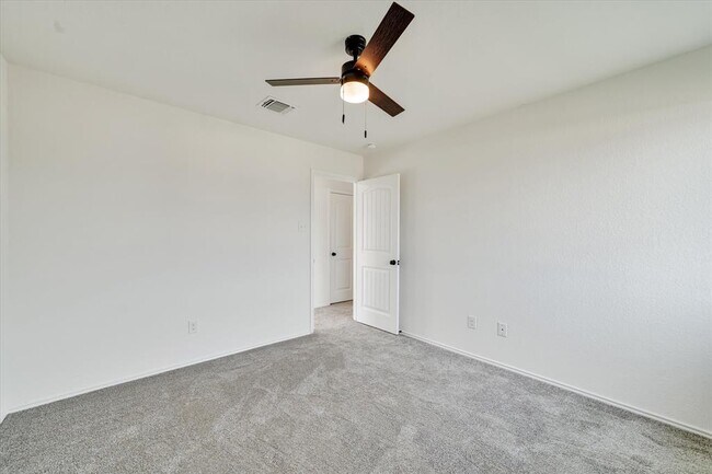 Building Photo - 1109 Ibis Falls Loop