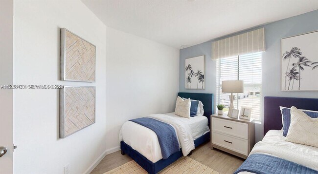 Building Photo - 10241 SW Newberry Ave