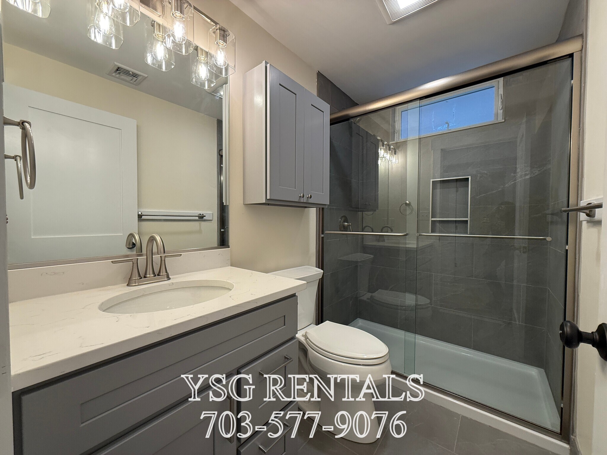 Building Photo - 14 Dorr St