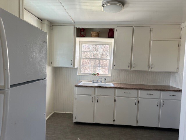 Building Photo - 102 High St