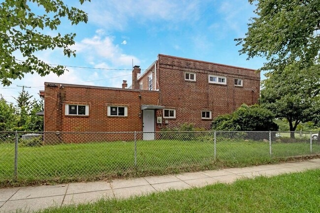 Building Photo - 153 Anacostia Ave NE