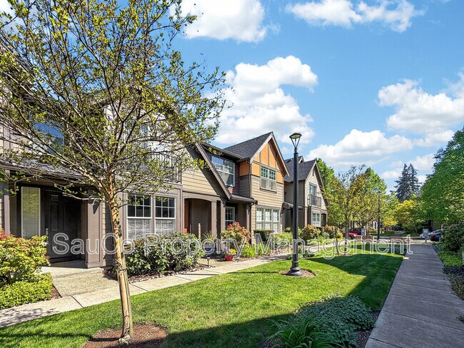 Building Photo - 7261 NE Stoneybrook St