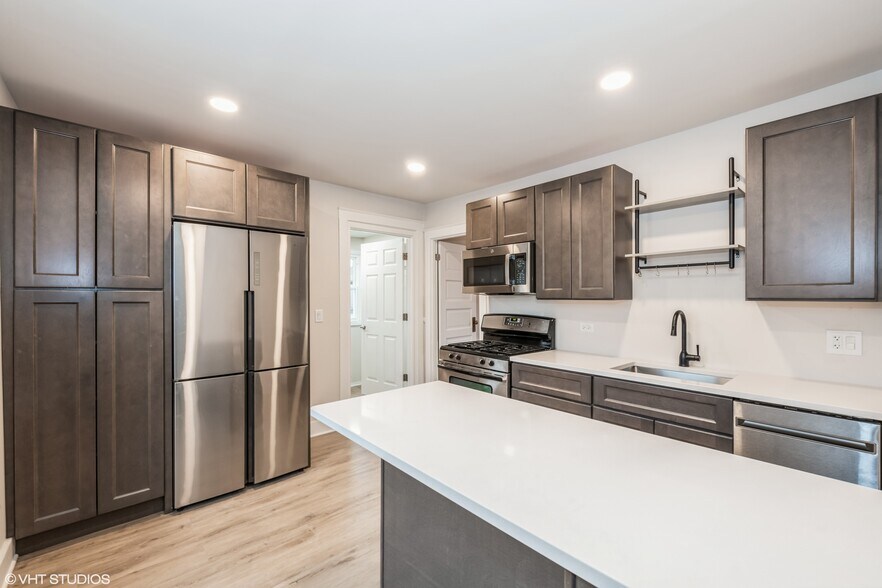 Stainless Appliances and Quartz Countertops - 1127 Hannah Ave