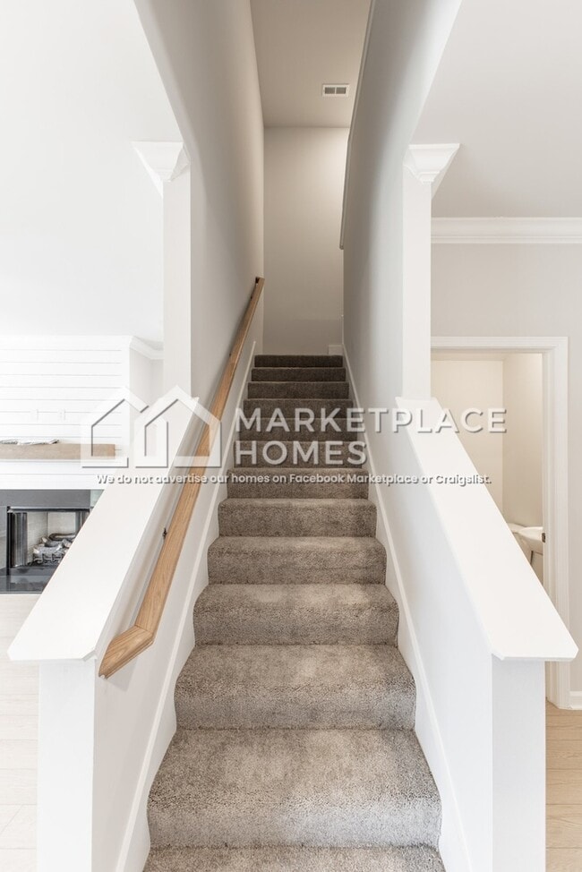 Building Photo - 212 Stockyard Cir