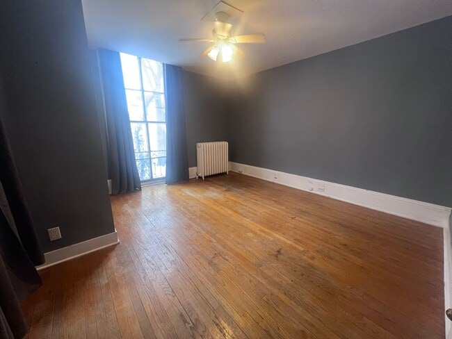 Building Photo - Heritage Hill 2 Bedroom - Heat included!