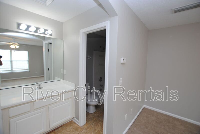 Building Photo - 2628 Ashfield Ct