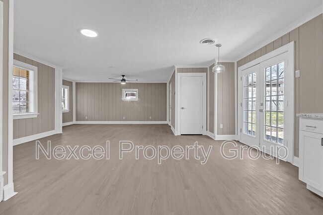 Building Photo - 8254 Whitebrook Dr