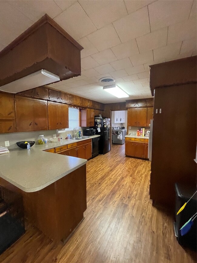 Building Photo - 2301 TX-19