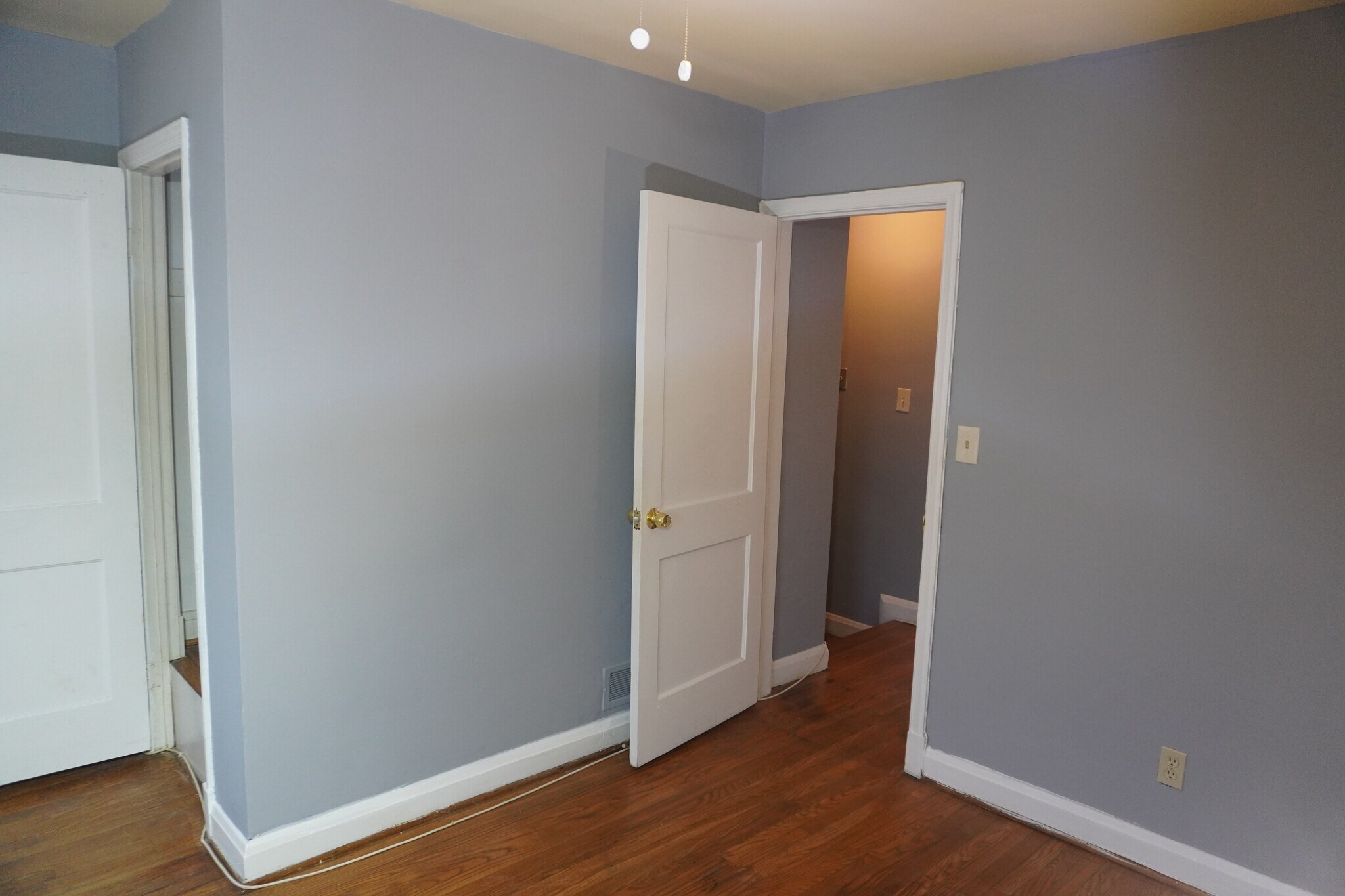 Building Photo - 3811 Lyndale Ave