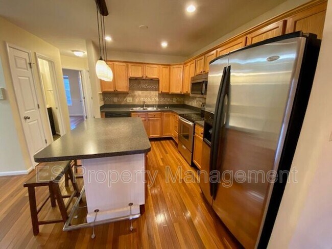 Building Photo - 6141 Wildcat Dr