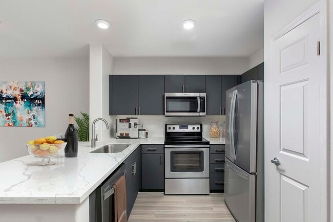 Building Photo - Caprielle Apartments