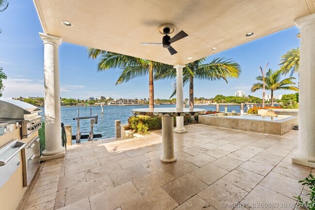 Building Photo - 3 Isla Bahia Dr