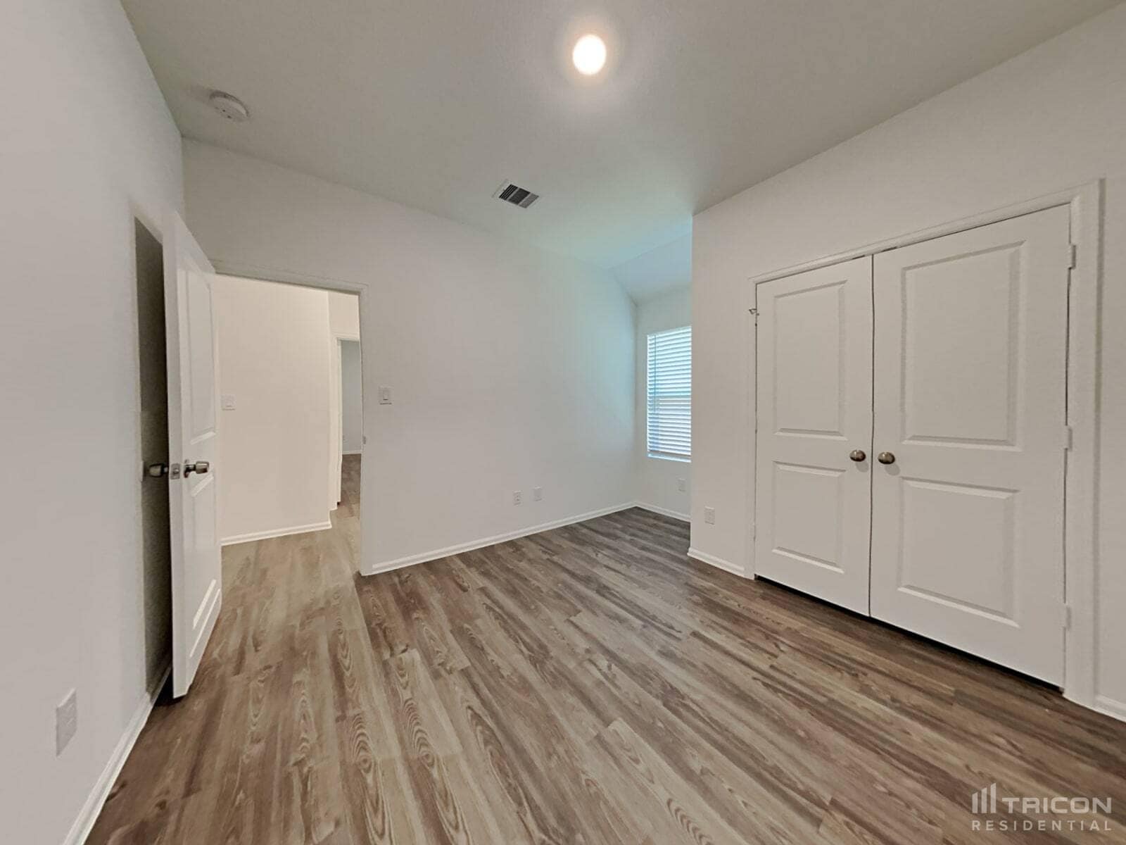 Building Photo - 210 Pine cavern dr