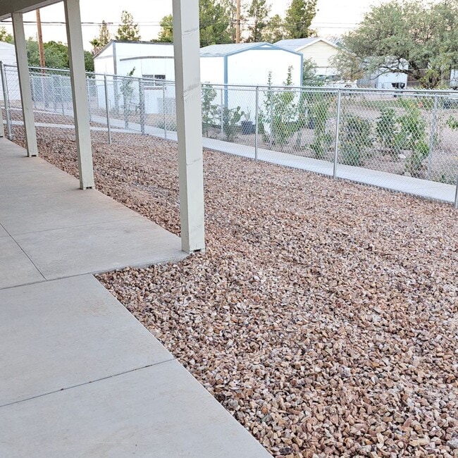 Building Photo - Brand New Patio Home