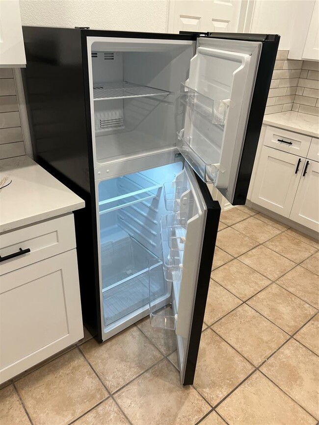 Building Photo - 1148 Apollo Cir