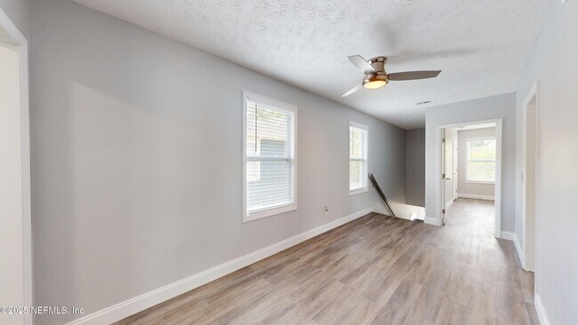 Building Photo - 2803 College St