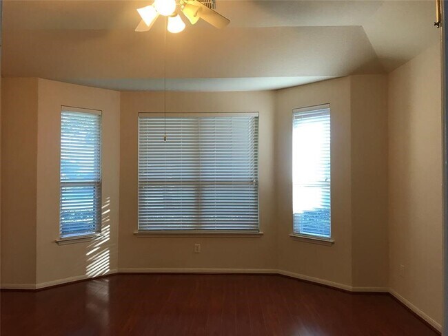 Building Photo - 8318 Golden Harbor