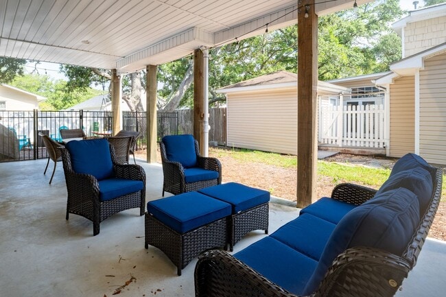 Building Photo - GORGEOUS OFF-SEASON RENTAL