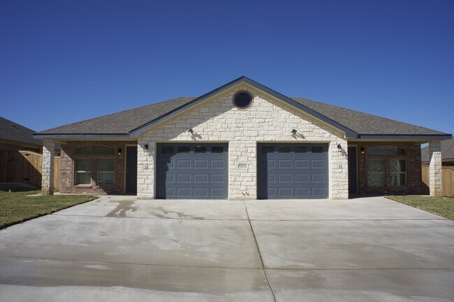 Primary Photo - Viewable 10/3 – Spacious 3 Bedroom, 2 Bath...