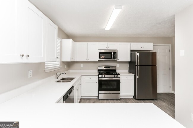 Building Photo - 4792 Creekside Pl