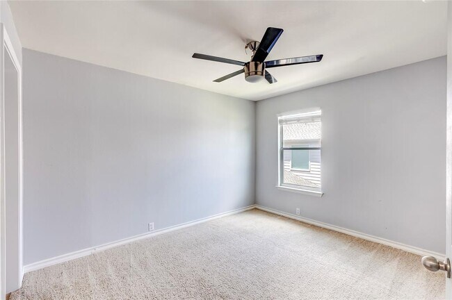 Building Photo - 20913 Mandrake Dr