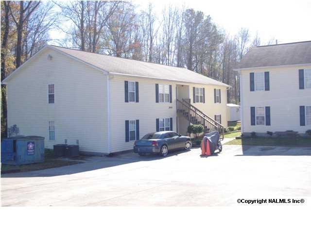 Building Photo - Governor's Place Apartments