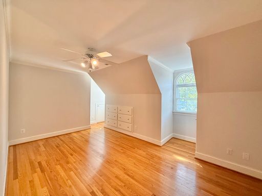 Building Photo - **OFFERING REFUNDABLE APPLICATION FEES & $250 MOVE IN PROMOTION** Incredible 5BD, 4.5BA House in ...