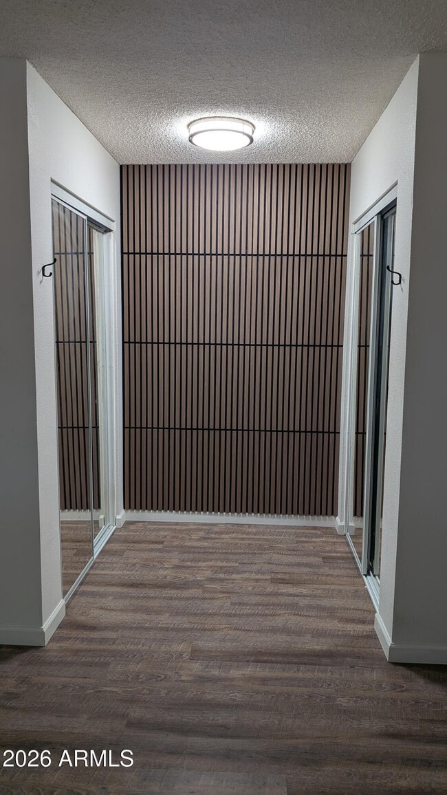 Building Photo - 4344 W Sandra Cir