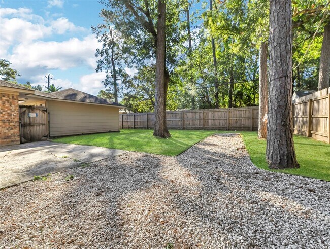 Building Photo - 3807 Winter Haven Dr