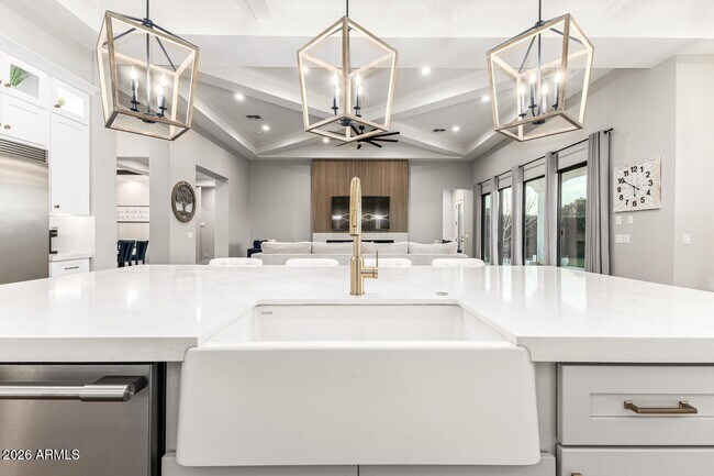 Building Photo - 5348 W Encanto Verde
