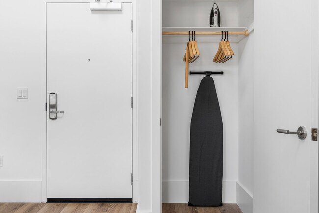 Building Photo - 1288 Howard St