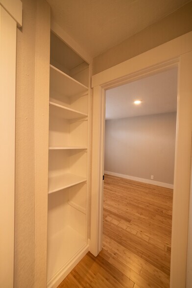 Building Photo - 269 S Montgomery St