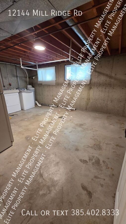 Building Photo - 12144 Mill Ridge Rd