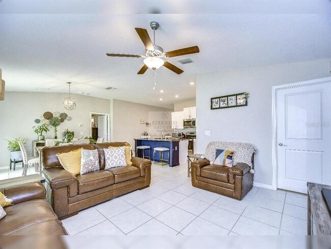 Building Photo - 1412 Tahitian Sunrise Dr