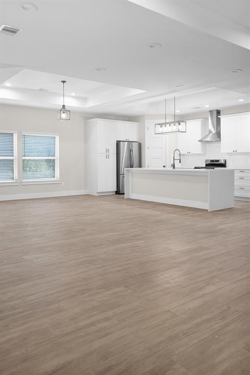 Building Photo - 257 Bentwood Dr