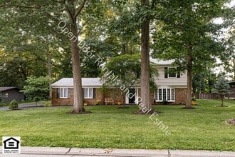 Building Photo - 9324 Saratoga Rd