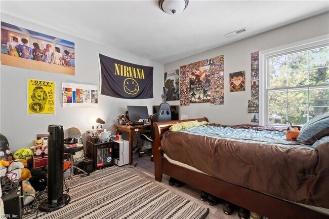 Building Photo - 1805 Monet Ct