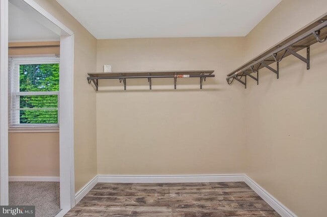 Building Photo - 9123 Old Burton Cir