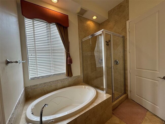 Building Photo - 3055 NW 126th Ave